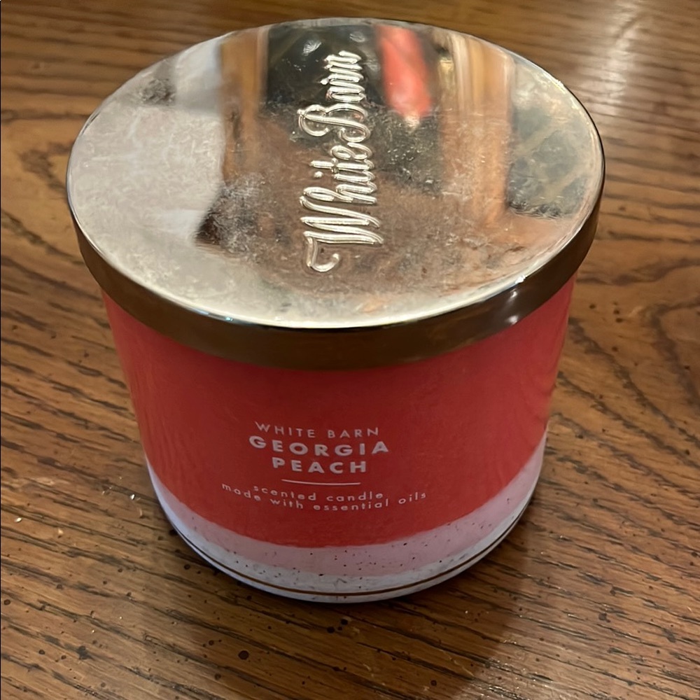 White‎ Barn Georgia Peach Scented Candle - Pink